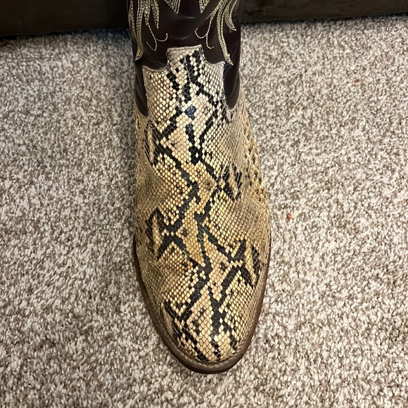 Cowboy boots - Picture 6 of 8